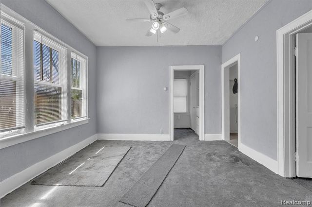 3945 Lenox Street, Detroit, MI 48215