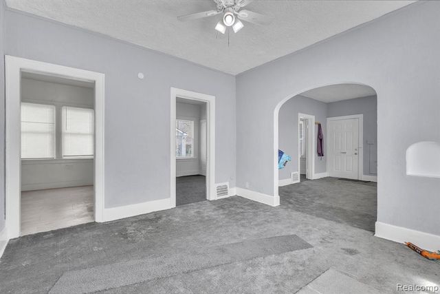 3945 Lenox Street, Detroit, MI 48215