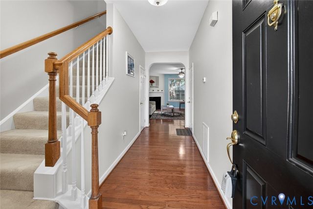 1027 Parkland Pl, Glen Allen, VA 23059