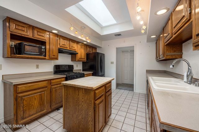 674 Cielo Bonito Court, Las Cruces, NM 88005