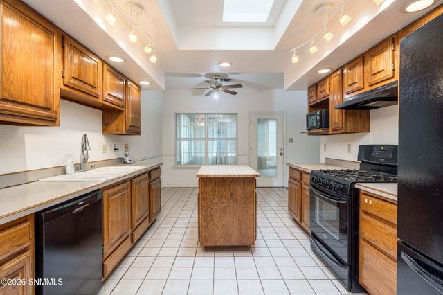 674 Cielo Bonito Court, Las Cruces, NM 88005