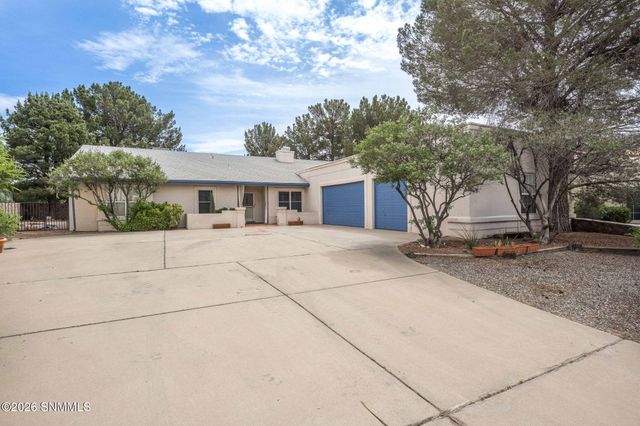 674 Cielo Bonito Court, Las Cruces, NM 88005