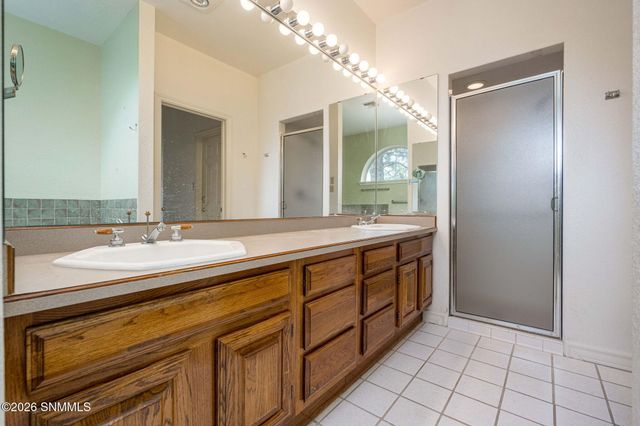 674 Cielo Bonito Court, Las Cruces, NM 88005
