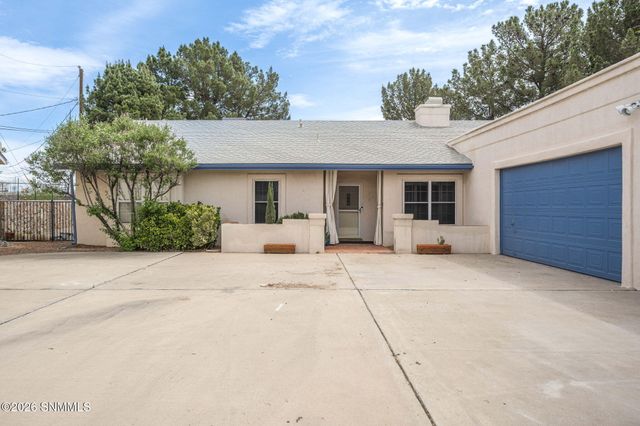674 Cielo Bonito Court, Las Cruces, NM 88005