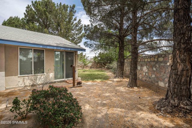 674 Cielo Bonito Court, Las Cruces, NM 88005