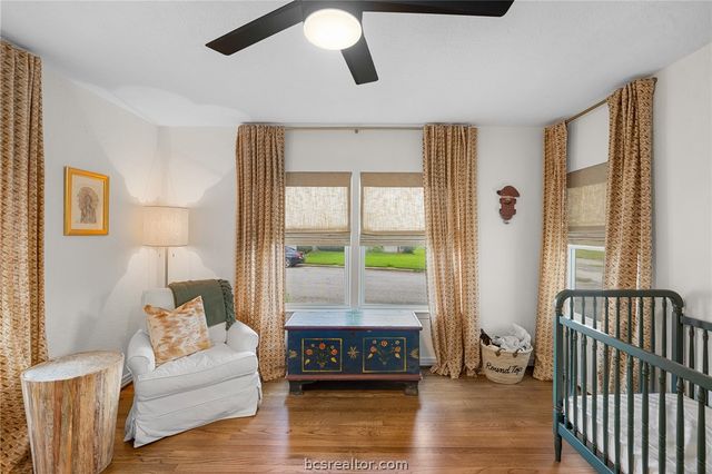 114 East O'Bryant Street, Bellville, TX 77418