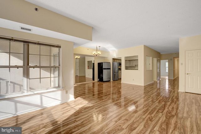 6146 MAIN ST, Voorhees, NJ 08043