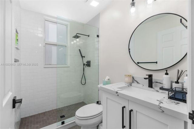 14212 NW 23rd St, Pembroke Pines, FL 33028