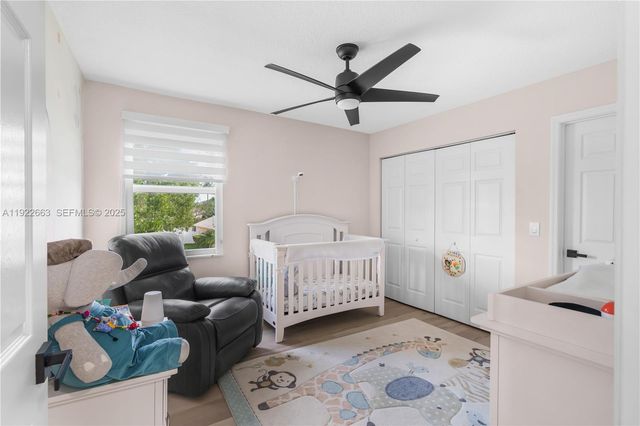 14212 NW 23rd St, Pembroke Pines, FL 33028