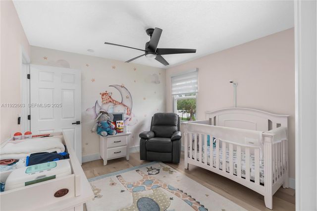 14212 NW 23rd St, Pembroke Pines, FL 33028