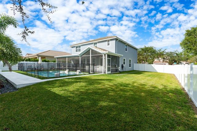 14212 NW 23rd St, Pembroke Pines, FL 33028