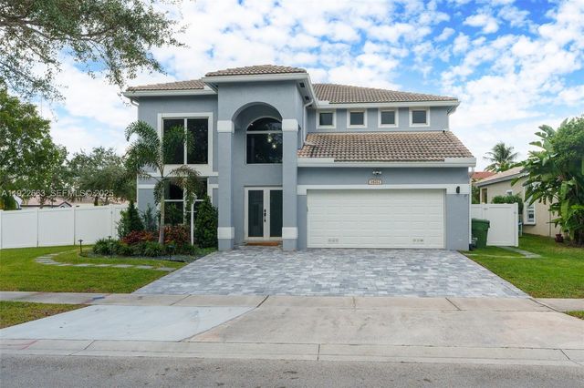 14212 NW 23rd St, Pembroke Pines, FL 33028