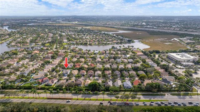 14212 NW 23rd St, Pembroke Pines, FL 33028