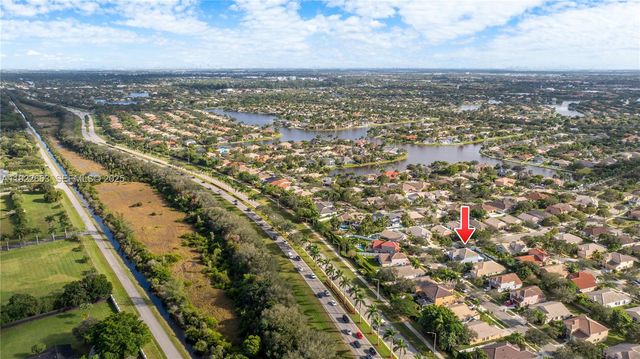 14212 NW 23rd St, Pembroke Pines, FL 33028