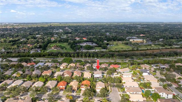 14212 NW 23rd St, Pembroke Pines, FL 33028