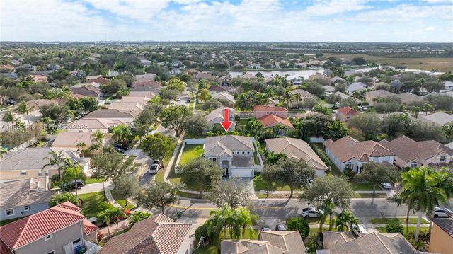 14212 NW 23rd St, Pembroke Pines, FL 33028