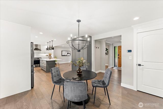2509 Manorwood Drive, Puyallup, WA 98374