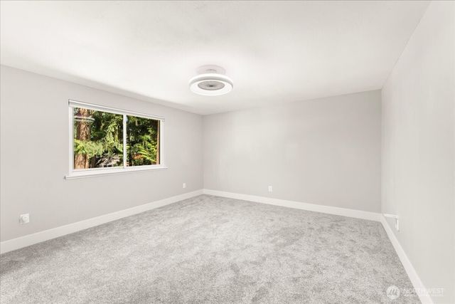 2509 Manorwood Drive, Puyallup, WA 98374