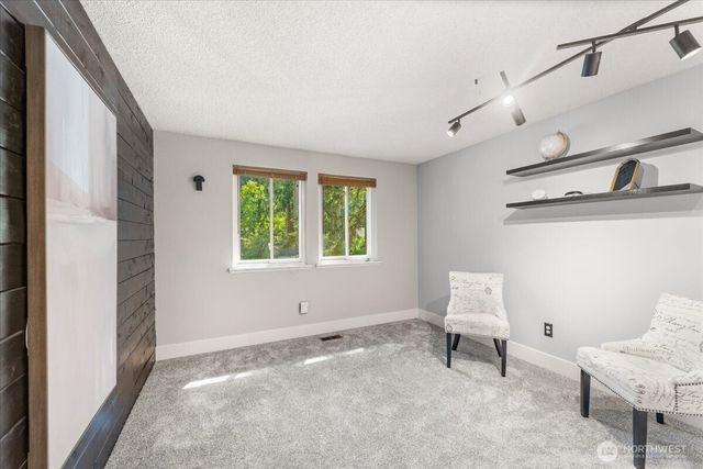 2509 Manorwood Drive, Puyallup, WA 98374