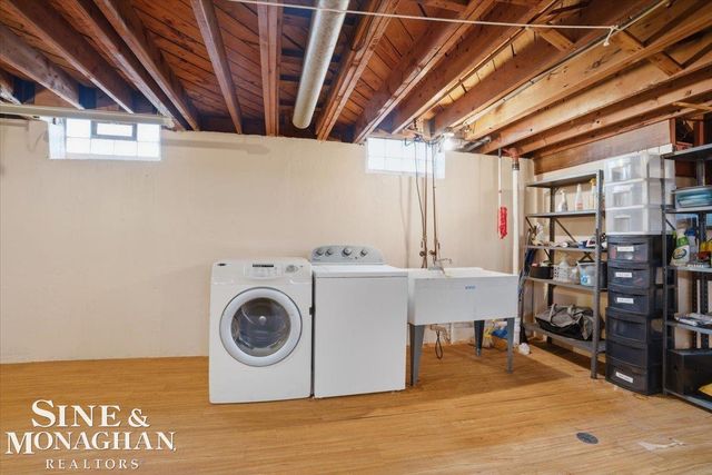 21232 Ardmore Park Drive, St Clair Shores, MI 48081