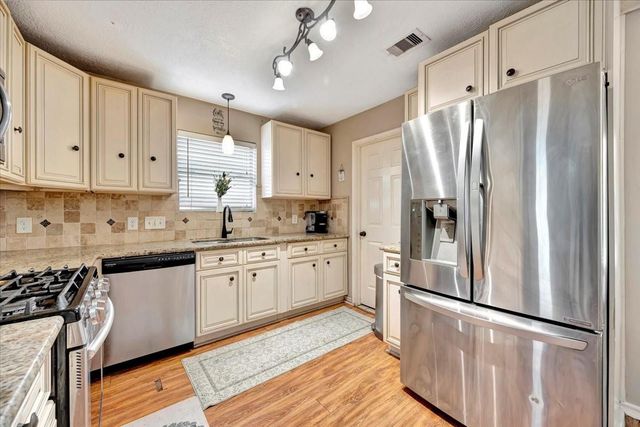 4235 Park Ridge Drive, Pasadena, TX 77504