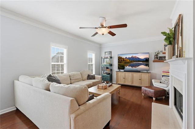 460 Eagle Tiff Drive, Sugar Hill, GA 30518