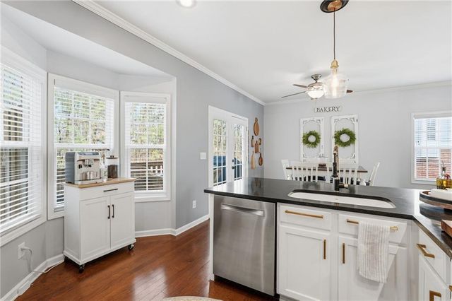 460 Eagle Tiff Drive, Sugar Hill, GA 30518