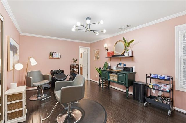 460 Eagle Tiff Drive, Sugar Hill, GA 30518