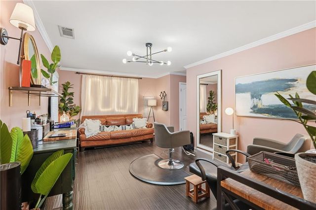 460 Eagle Tiff Drive, Sugar Hill, GA 30518