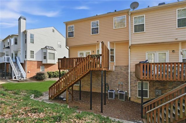 460 Eagle Tiff Drive, Sugar Hill, GA 30518