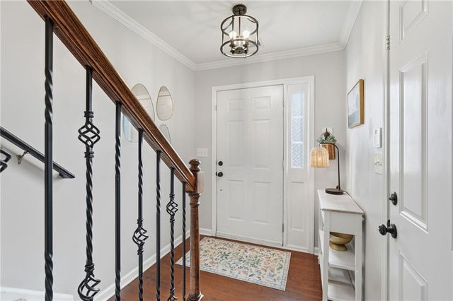 460 Eagle Tiff Drive, Sugar Hill, GA 30518