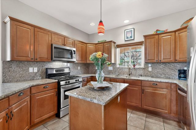 6352 Pima Place NW, Albuquerque, NM 87120