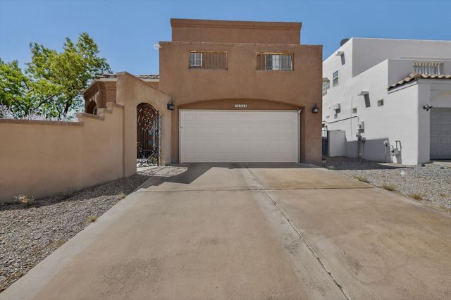6352 Pima Place NW, Albuquerque, NM 87120
