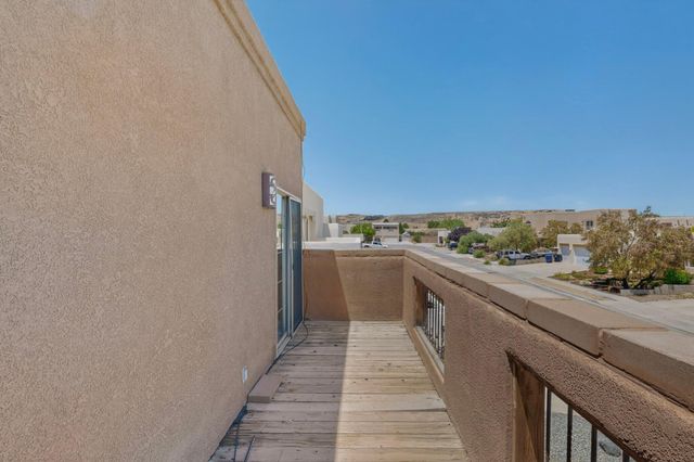 6352 Pima Place NW, Albuquerque, NM 87120