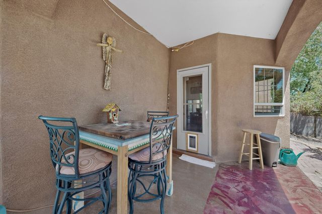 6352 Pima Place NW, Albuquerque, NM 87120