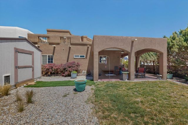 6352 Pima Place NW, Albuquerque, NM 87120