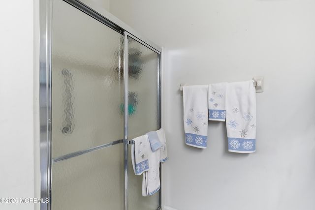 50 Spyglass Drive, Jackson, NJ 08527