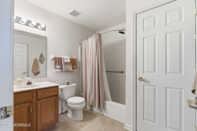 50 Spyglass Drive, Jackson, NJ 08527