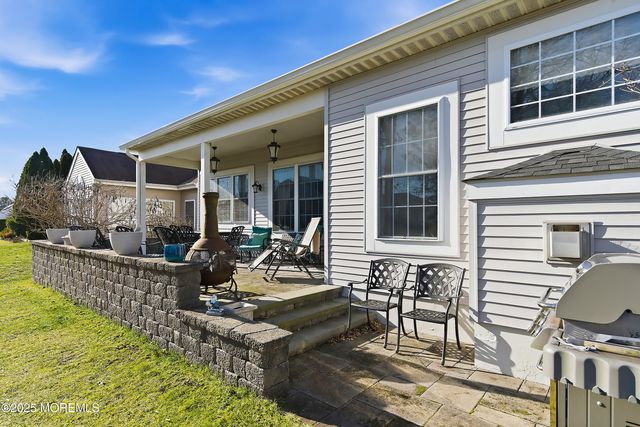 50 Spyglass Drive, Jackson, NJ 08527