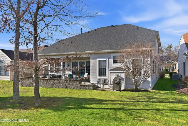 50 Spyglass Drive, Jackson, NJ 08527