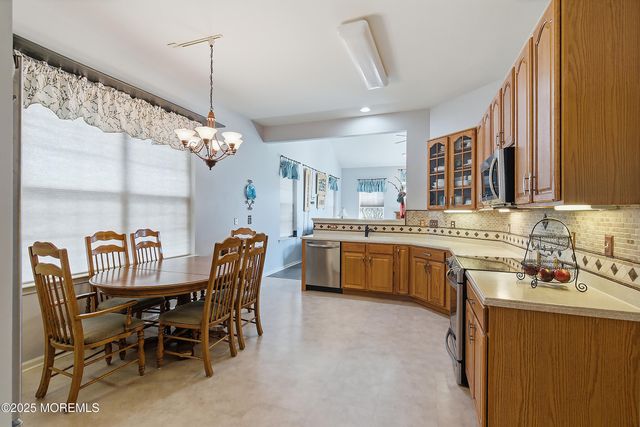 50 Spyglass Drive, Jackson, NJ 08527