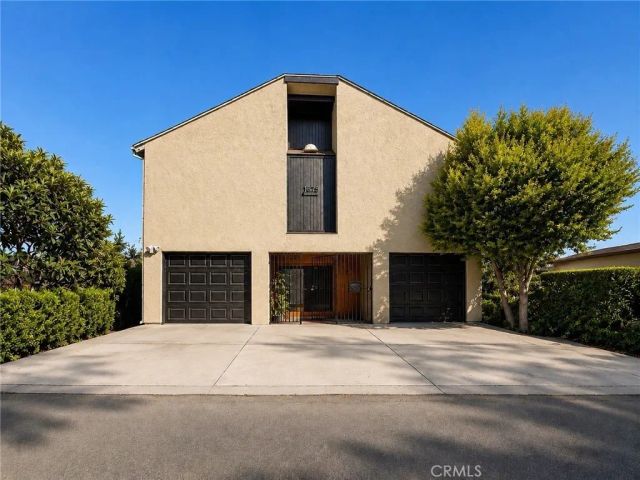 1825 N Easterly Terrace, Los Angeles, CA 90026