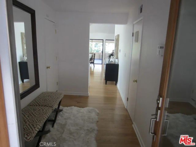 1825 N Easterly Terrace, Los Angeles, CA 90026