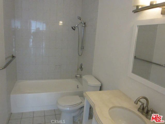 1825 N Easterly Terrace, Los Angeles, CA 90026