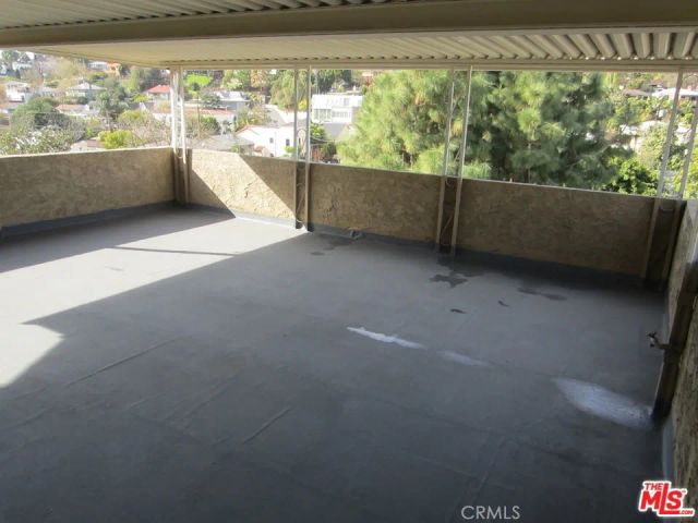 1825 N Easterly Terrace, Los Angeles, CA 90026