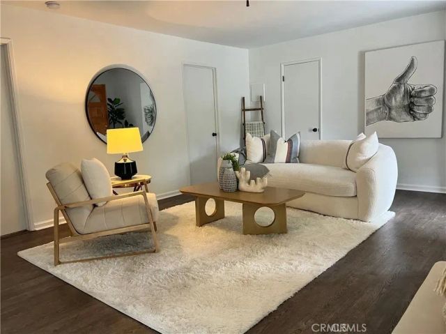 1825 N Easterly Terrace, Los Angeles, CA 90026