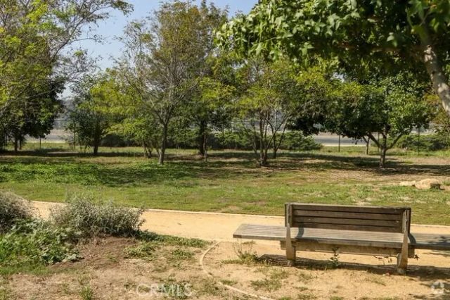 1825 N Easterly Terrace, Los Angeles, CA 90026