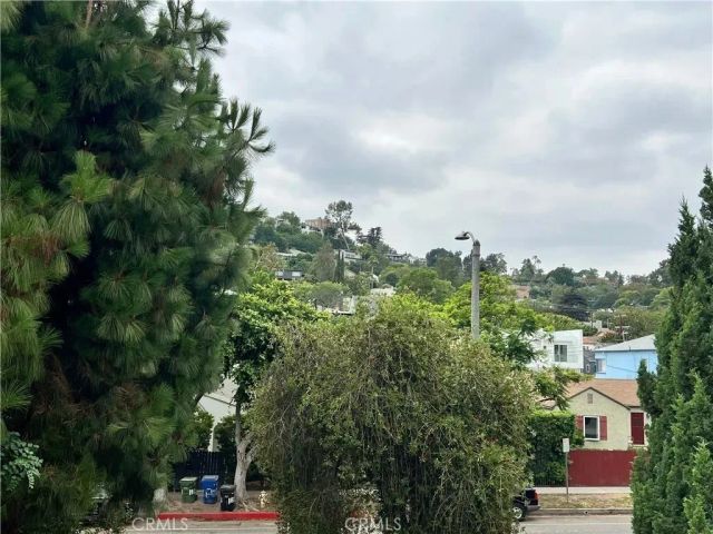 1825 N Easterly Terrace, Los Angeles, CA 90026