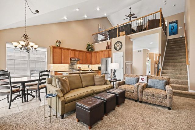 1179 kingsley Lane, Aurora, IL 60505