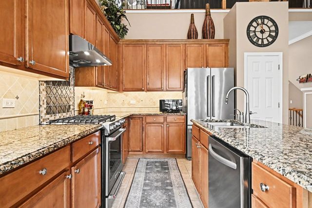 1179 kingsley Lane, Aurora, IL 60505